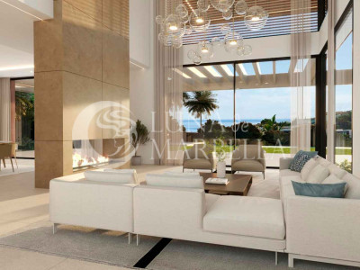 Villa for sale in Estepona