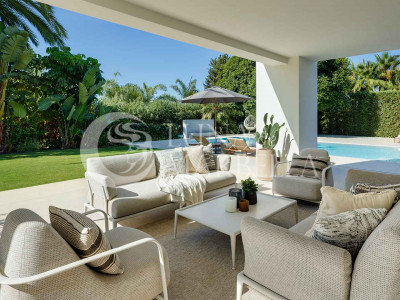 Villa en venta en Nueva Andalucia