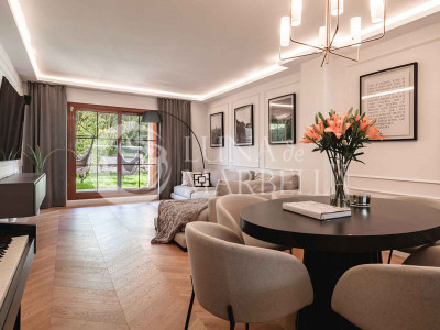 Apartamento en venta en Benahavis