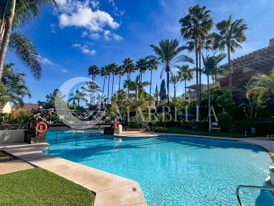 Apartment for sale in Golf Gardens, Marbella East