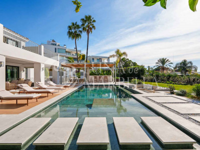 Villa en venta en Benahavis