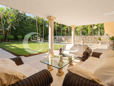 Villa en venta en Nueva Andalucia