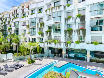 Apartment for sale in Jardines del Principe, Marbella Golden Mile