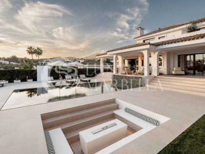 Villa en venta en Nueva Andalucia