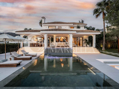 Villa en venta en Nueva Andalucia