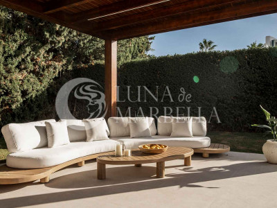 Villa en venta en Nueva Andalucia