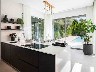 Villa en venta en Estepona