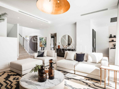 Villa en venta en Estepona