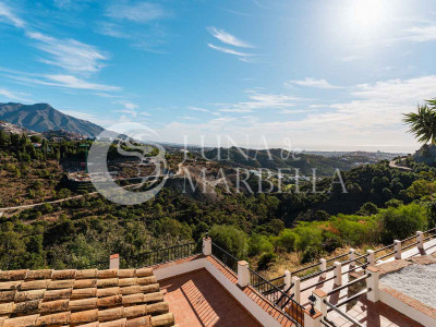 Villa en venta en Benahavis