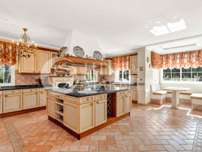 Villa en venta en Marbella Golden Mile