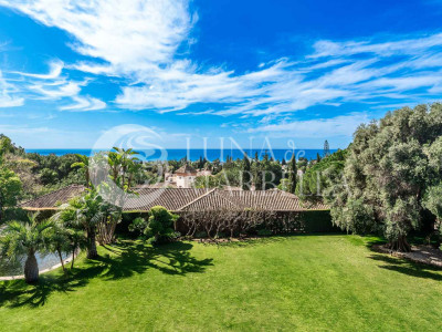 Villa en venta en Marbella Golden Mile