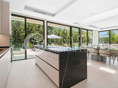 Villa en venta en Nueva Andalucia