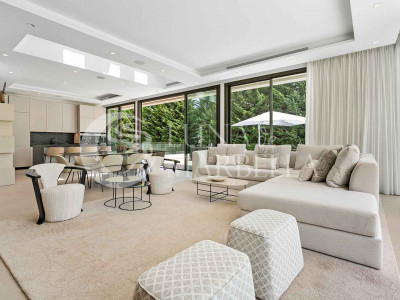 Villa en venta en Nueva Andalucia