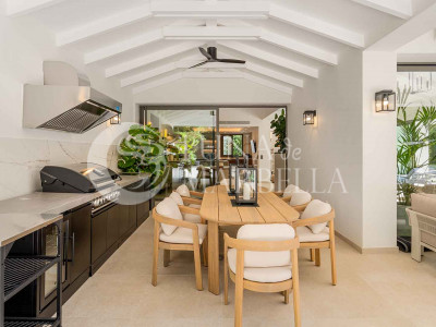 Villa en venta en Nueva Andalucia