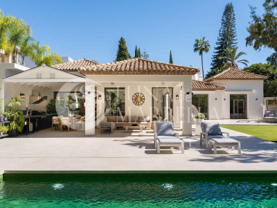 Villa en venta en Nueva Andalucia