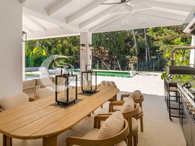 Villa en venta en Nueva Andalucia