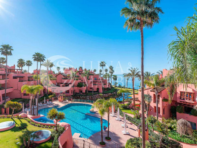 Penthouse for sale in Estepona