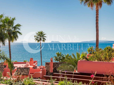 Penthouse for sale in Cabo Bermejo, Estepona