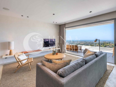Apartment for sale in Benahavis