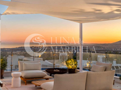 Adosado en venta en Meisho Hills, Marbella Golden Mile