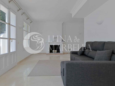 Town House for sale in Benahavis