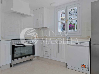 Town House for sale in Benahavis