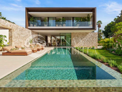 Villa for sale in Las Lomas del Marbella Club, Marbella Golden Mile