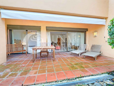 Apartamento Planta Baja en venta en Estepona