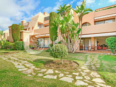 Apartamento Planta Baja en venta en Estepona