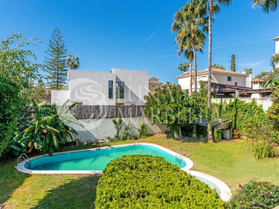 Villa for sale in Marbella