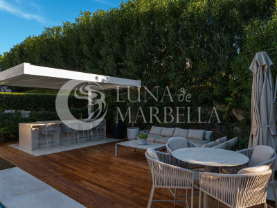 Villa en venta en Nueva Andalucia