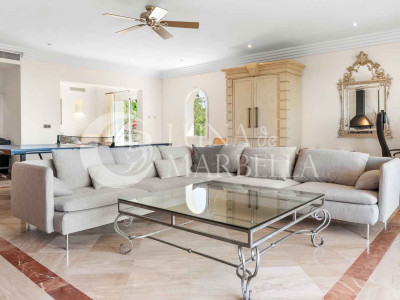 Villa en venta en Benahavis