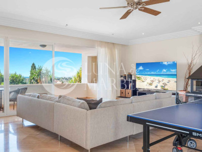 Villa en venta en Benahavis