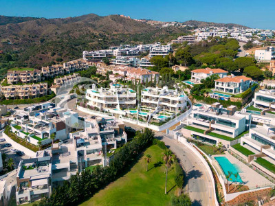 Town House for sale in Marbella East