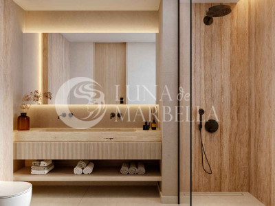 Town House for sale in Marbella East