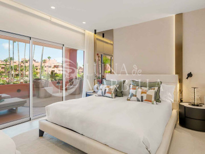 Apartamento en venta en Estepona