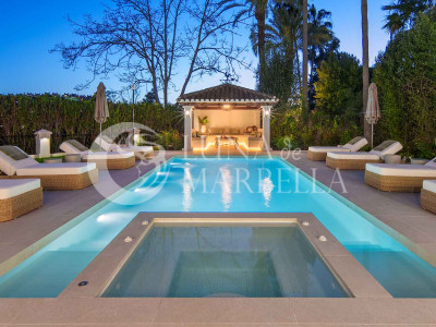 Villa en venta en Nueva Andalucia