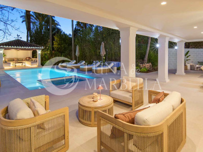 Villa en venta en Nueva Andalucia