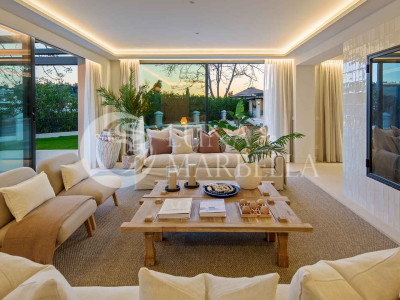 Villa en venta en Nueva Andalucia