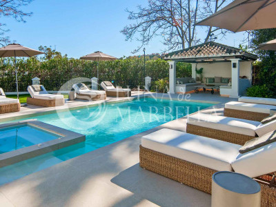 Villa en venta en Nueva Andalucia