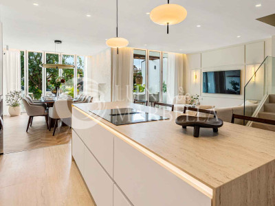 Adosado en venta en Marbella Golden Mile