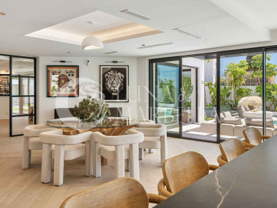 Villa en venta en Estepona