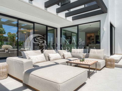 Villa en venta en Estepona
