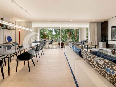 Apartamento en venta en El Retiro de Nagüeles, Marbella Golden Mile