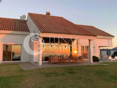 Villa in Manilva