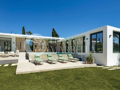 Villa in Nueva Andalucia