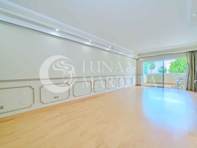 Apartamento en venta en Marbella
