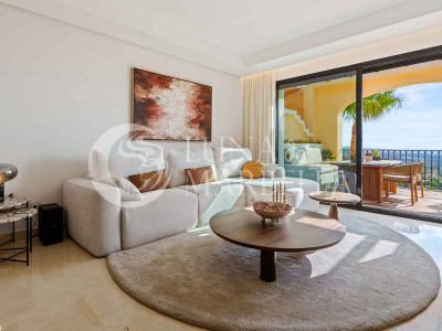 Penthouse for sale in Benahavis
