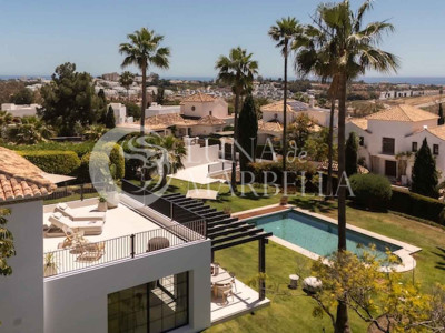 Villa for sale in Benahavis