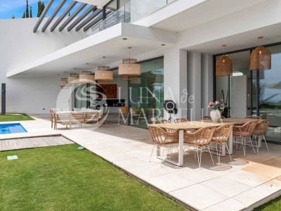 Villa en venta en Benahavis